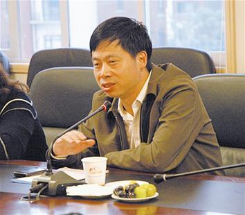 湖北贪官援建灾区和情妇吃回扣受贿86万获刑8年（图）