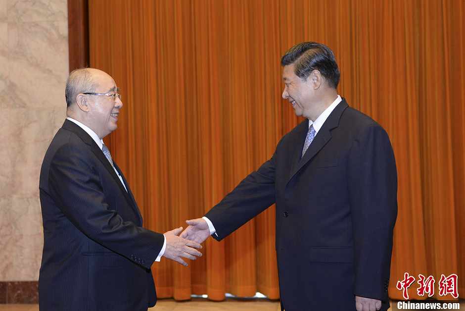 习近平会见中国国民党荣誉主席吴伯雄一行