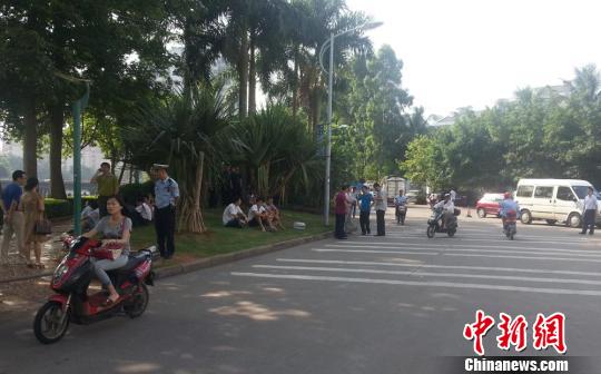 海南万宁校长带学生开房案今开庭不公开审理