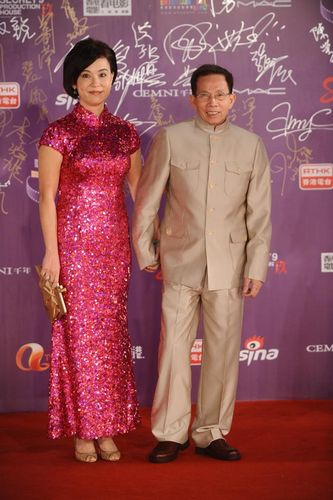 刘家良与第2任妻子婚姻曾轰动娱乐圈2人相差30岁